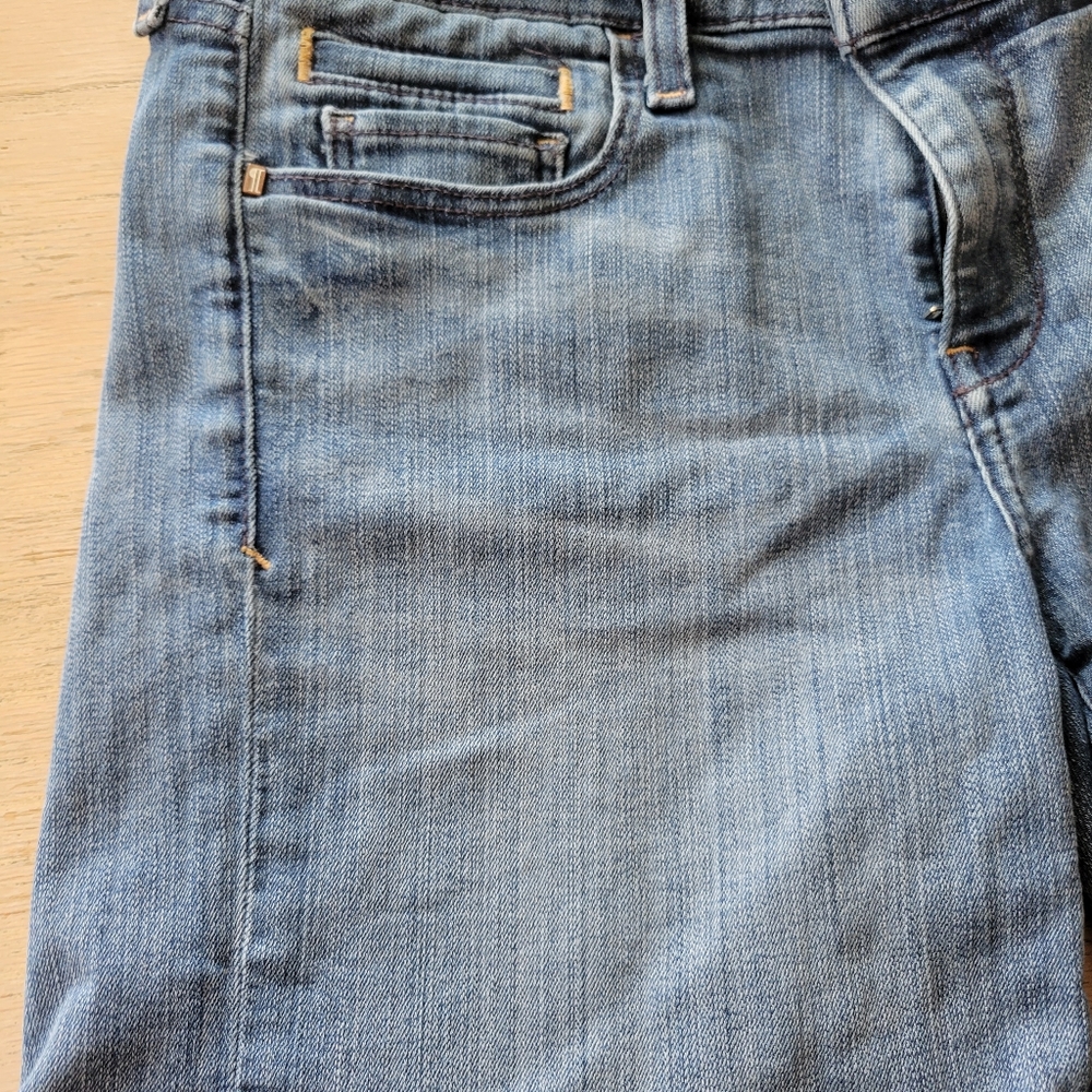 Pilcro and the Letterpress (Anthropologie) Jean shorts - Picture 11 of 12